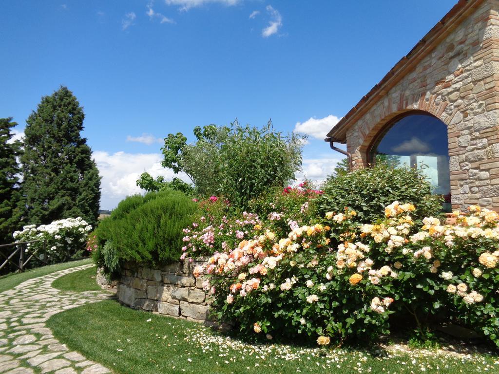 טודי Agriturismo La Torraccia מראה חיצוני תמונה